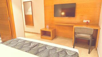 Kamar Double Deluks | Meja kerja, ruang kerja ramah laptop, dan Wi-Fi gratis