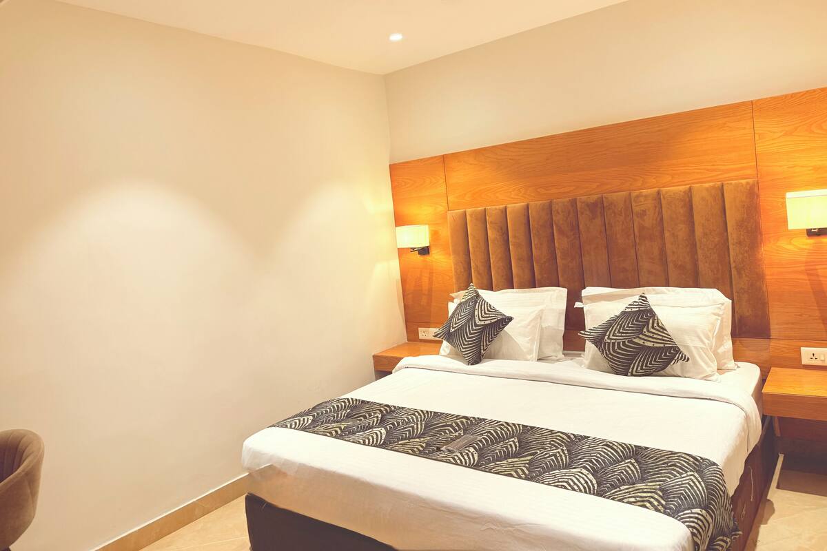 Deluxe dubbelrum | Skrivbord, arbetsyta för laptop och gratis wi-fi