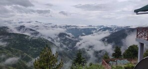 Front of property - The Peak-Mystic Wilderness (Shimla)