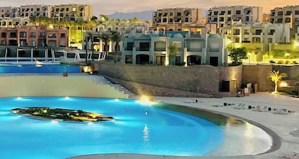 Modern 3BR Escape Panoramic Lagoon & Sea Views