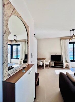 Interior - Modern 3BR Escape Panoramic Lagoon & Sea Views (Makadi Bay)