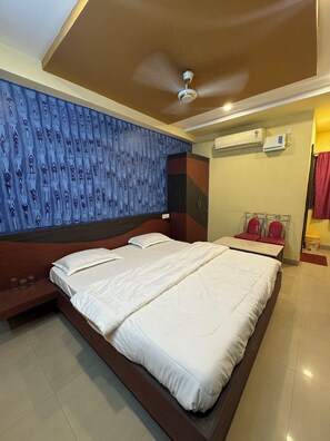 Standard Room | Free WiFi - Hotel Asha Pride (Chatrapur)