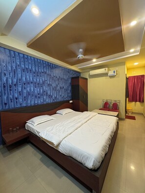 Standard Room | Free WiFi - Hotel Asha Pride (Chatrapur)