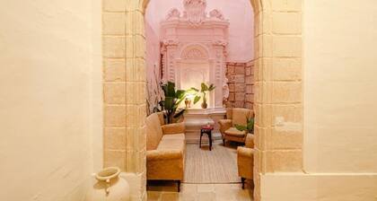 Senglea Jungle Palazzo