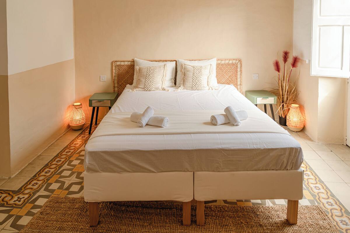 Deluxe Double Room, Balcony | Blackout drapes, iron/ironing board, free WiFi