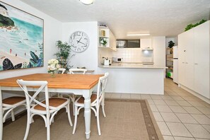 Dining - Salt & Sand – Ocean Views & Prime Location (Sunshine Coast)