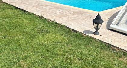 Comfortable country gîte in the Pays de Tronçais fishing/walking and cycling