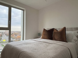 1 Schlafzimmer, Schreibtisch, WLAN, Bettwäsche