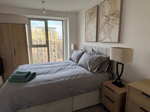 2 chambres, bureau, fer et planche à repasser, Wi-Fi