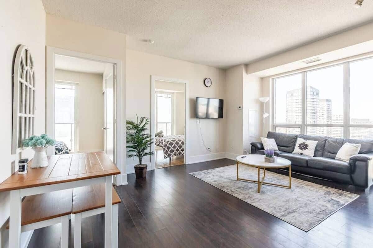 Departamento Confort, 3 habitaciones, vista a la ciudad | Área de sala de estar