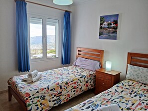 2 bedrooms, iron/ironing board, WiFi, bed sheets - Een knus vakantiehuis met jacuzzi en prachtig uitzicht op de Atlantische oceaan. (El Paso)