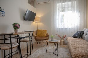 Living area - Comfy studio apartment for two (Pula)