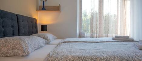 Fer et planche à repasser, Wi-Fi, draps fournis