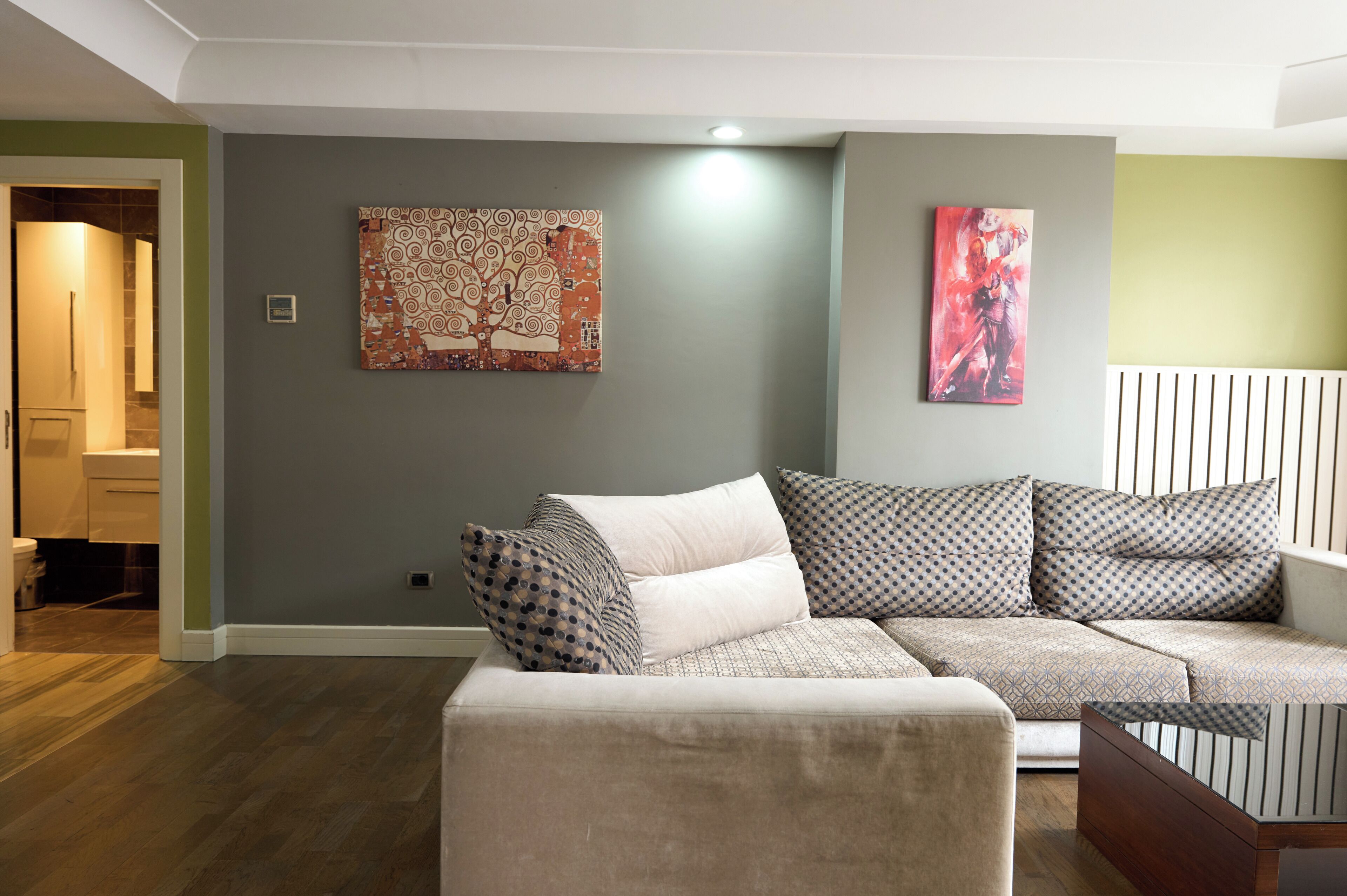 Family Suite, 2 Bedrooms, City View | Living area