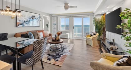 Penthouse Oceanfront Oasis |Modern|Pool & Gym 1103