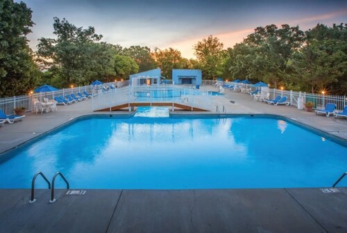 Peaceful 2BR Condo on Table Rock Lake — Perfect for Families