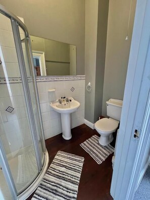 Chambre Double | Salle de bain