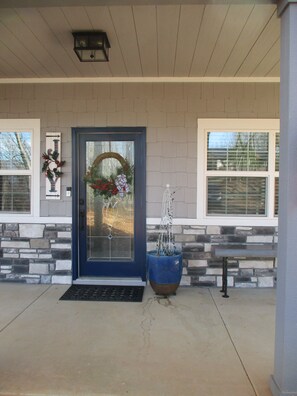 Interior - Modern & Rustic Cabin with Woodsy View (Andrews)