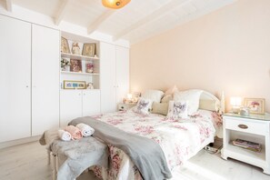 Fer et planche à repasser, Wi-Fi, draps fournis