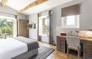 Bed sheets - La Villa Bergerie - in the heart of a peaceful estate (Gassin)