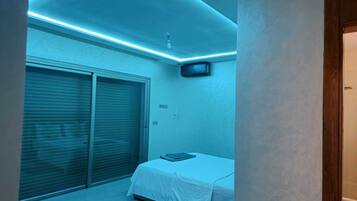 Bügeleisen/Bügelbrett, WLAN, Bettwäsche