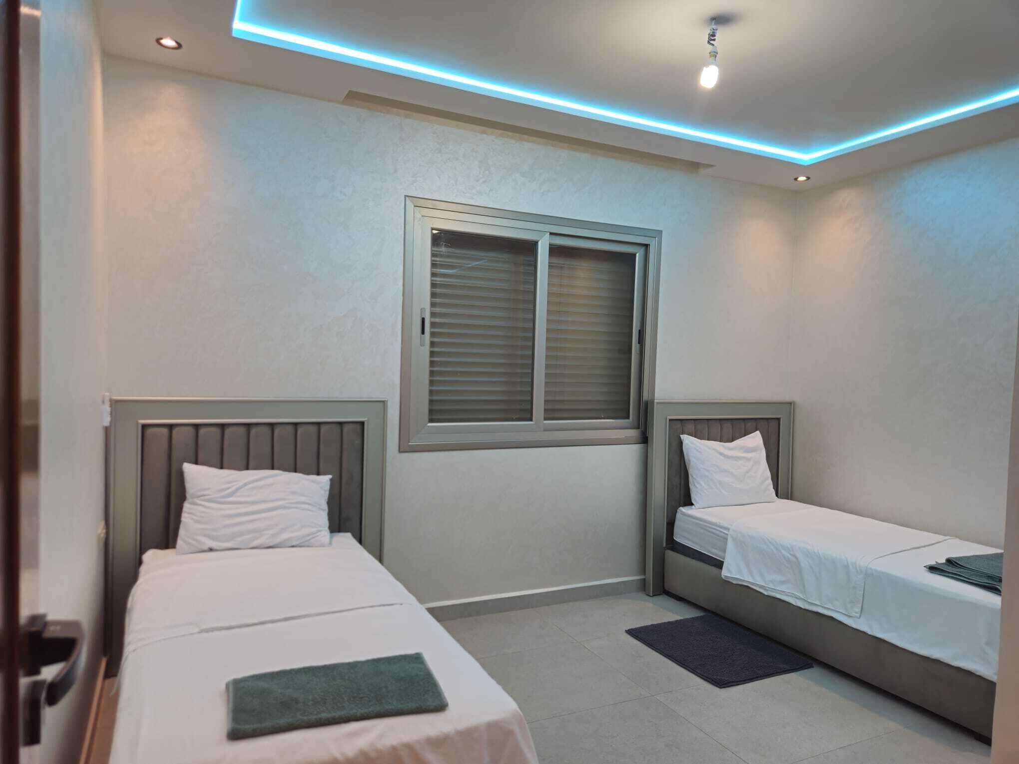 Fer et planche à repasser, Wi-Fi, draps fournis