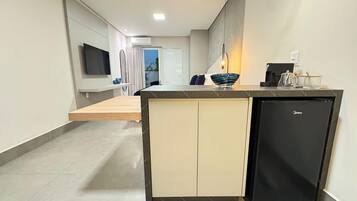 ๋ฒ ์ด์ง ์ํํธ | ๋ด๋ถ