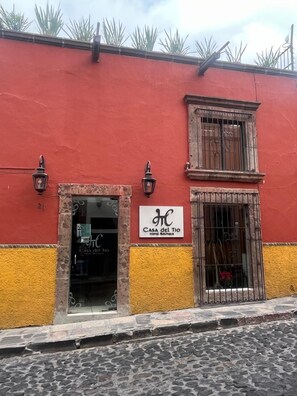 Exterior - Casa del Tio Hotel Boutique (San Miguel de Allende)