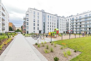 Children’s area - Stylish Apartment with Balcony | Close to the Old Town (Gdańsk)