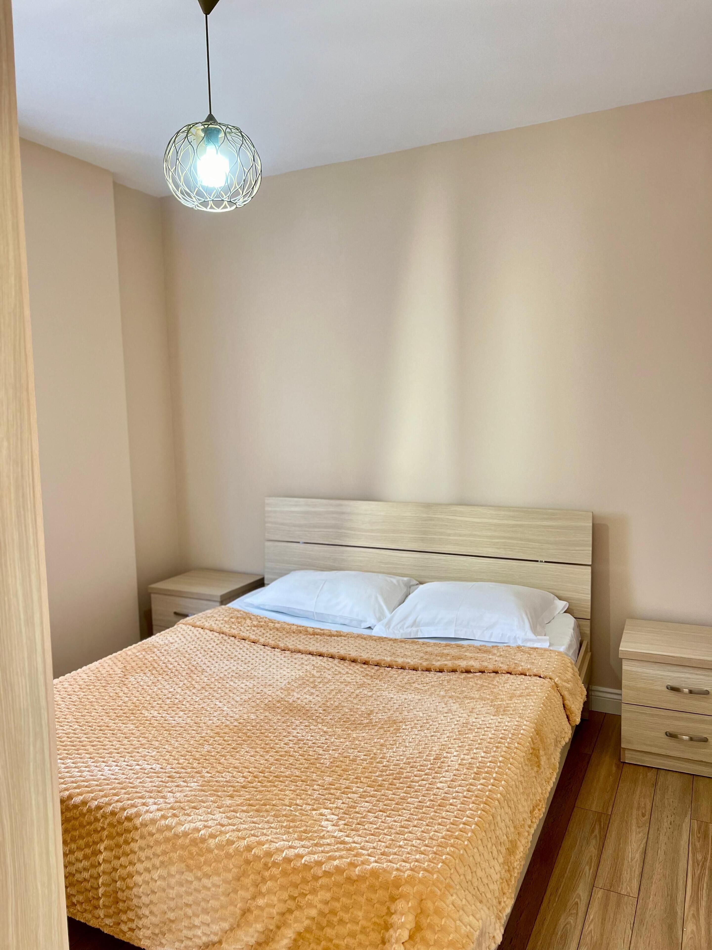 2 bedrooms, iron/ironing board, free WiFi, bed sheets