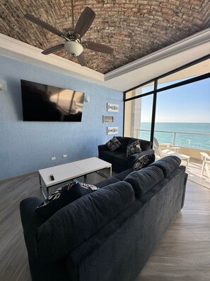 TV - Palacio Del Mar 603 - Rocky Point Oceanfront Vacation Rental (Puerto Peñasco)