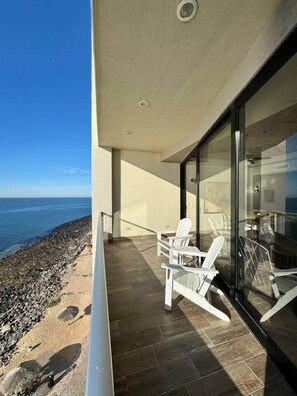 Terrace/patio - Palacio Del Mar 605- Rocky Point Oceanfront Vacation Rental (Puerto Peñasco)