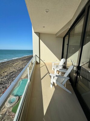 Property grounds - Palacio Del Mar 601- Rocky Point Oceanfront Vacation Rental (Puerto Peñasco)