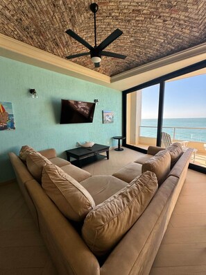 TV - Palacio Del Mar 601- Rocky Point Oceanfront Vacation Rental (Puerto Peñasco)