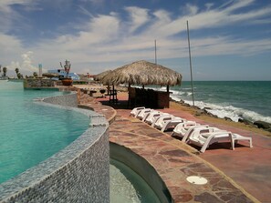 Pool - Palacio Del Mar 208 - Rocky Point Oceanfront Vacation Rental (Puerto Peñasco)