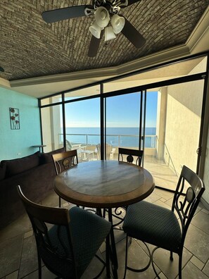 Dining - Palacio Del Mar 403 - Rocky Point Oceanfront Vacation Rental (Puerto Peñasco)