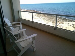 Property grounds - Palacio Del Mar 201 - Rocky Point Oceanfront Vacation Rental (Puerto Peñasco)