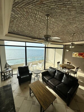 TV - Palacio Del Mar 401 - Rocky Point Oceanfront Vacation Rental (Puerto Peñasco)
