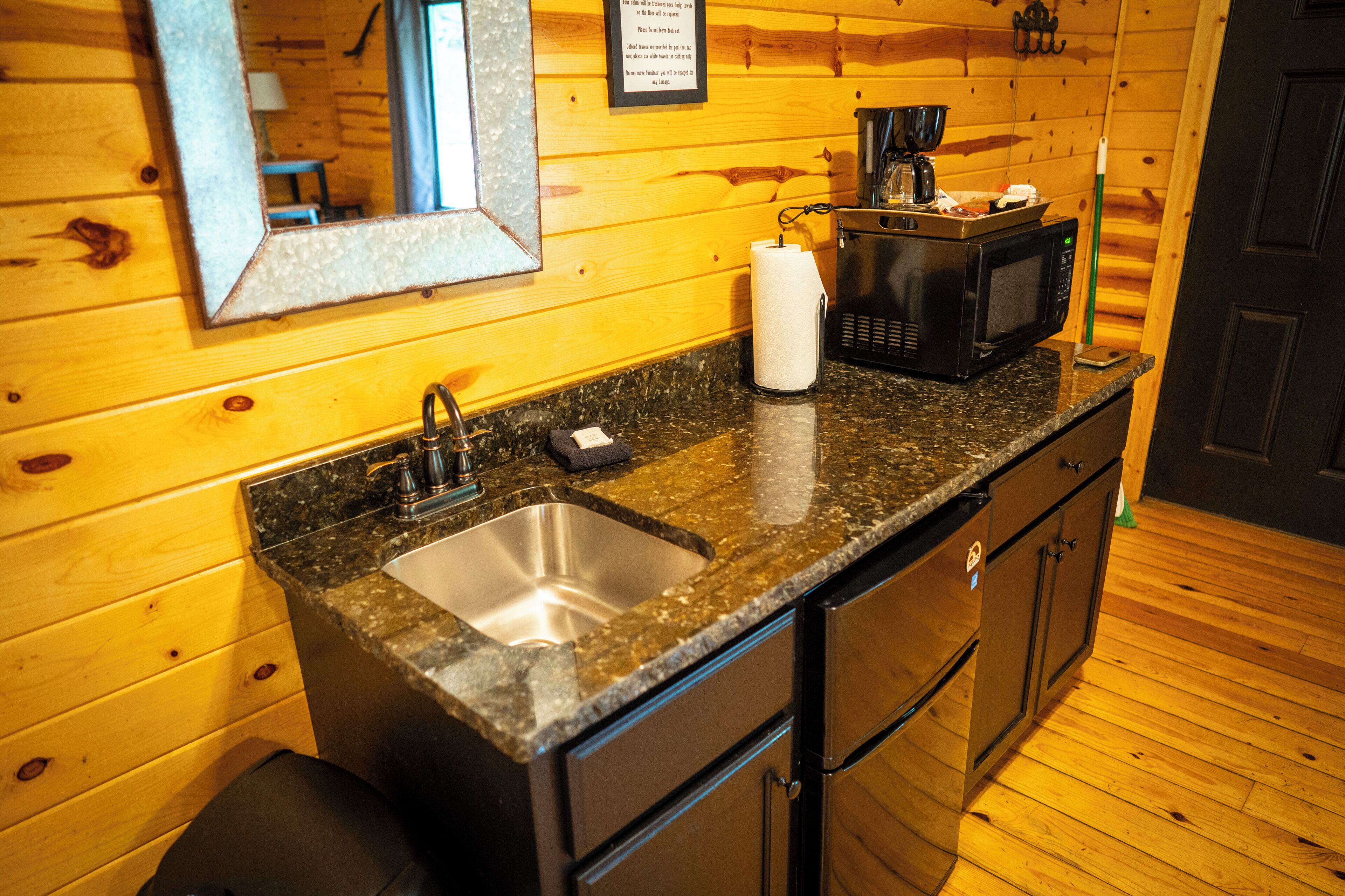 Studio, patio, vue montagne | Cuisine privée