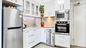 Unclassified image, 5 of 14, button - Beautiful Beachside Escape (Sunshine Coast)