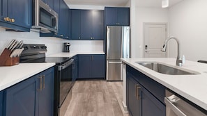 Apartment (1 Bedroom) | Private kitchen - Landing Furnished Apartments West Huntsville (Huntsville)