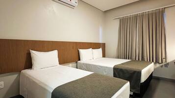 Escrivaninha, espaço de trabalho para notebook, Wi-Fi de cortesia