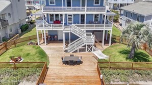Unclassified image, 4 of 34, button - 5 BR Canal front Retreat w/ Dock, EV Charger & 3-Min Walk to Holden Beach (Holden Beach)