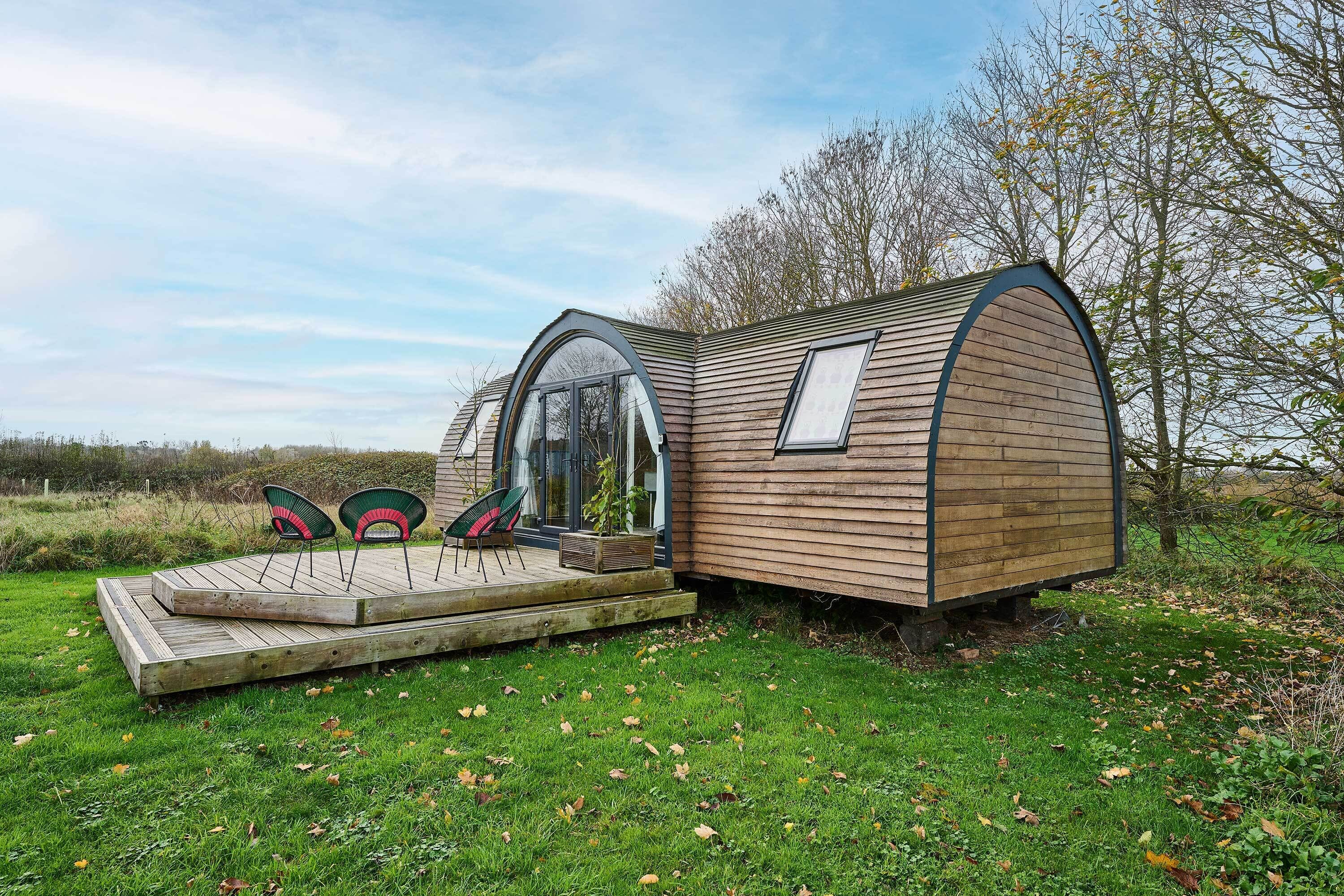 Secret Garden, Beccles - Host & Stay