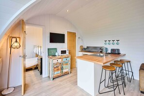 Microwave, oven, electric kettle, toaster