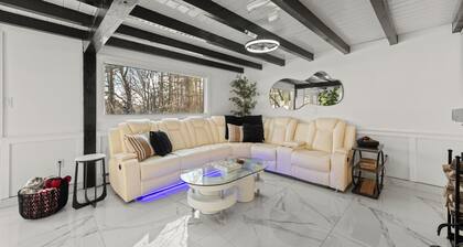 NEW! Modern Barrel Getaway - HOT TUB & Game Room