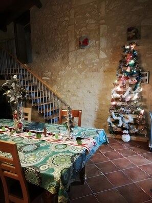 تناول الطعام