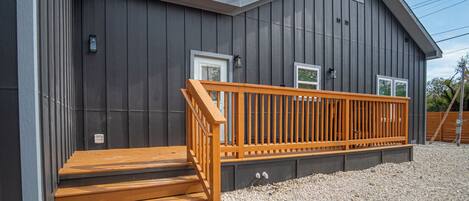 المنشأة من الخارج