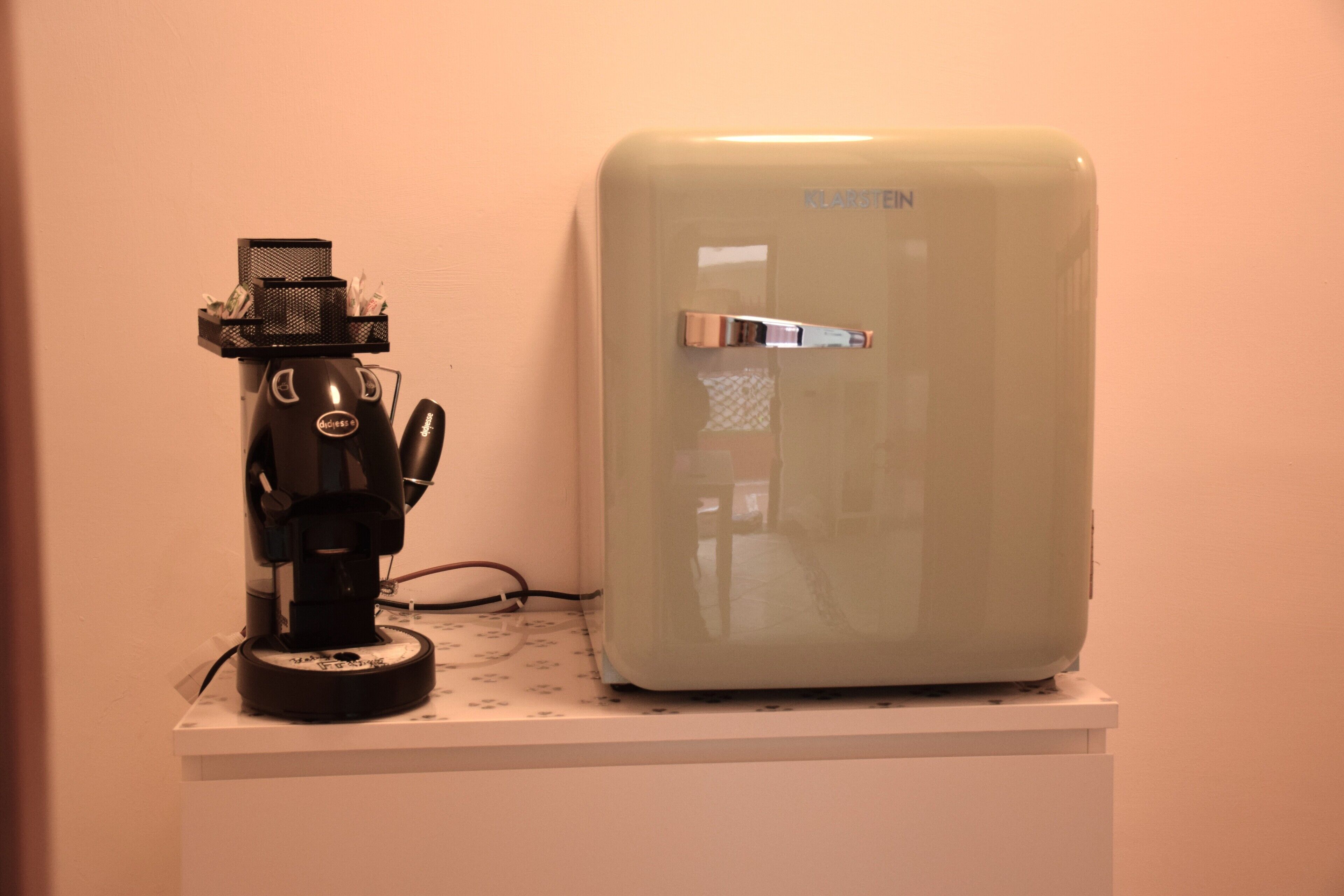 Double or Twin Room, Kitchen, Courtyard View | Private kitchen