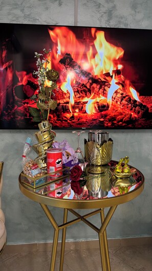 Suite Confort, vistas al patio | Zona de estar